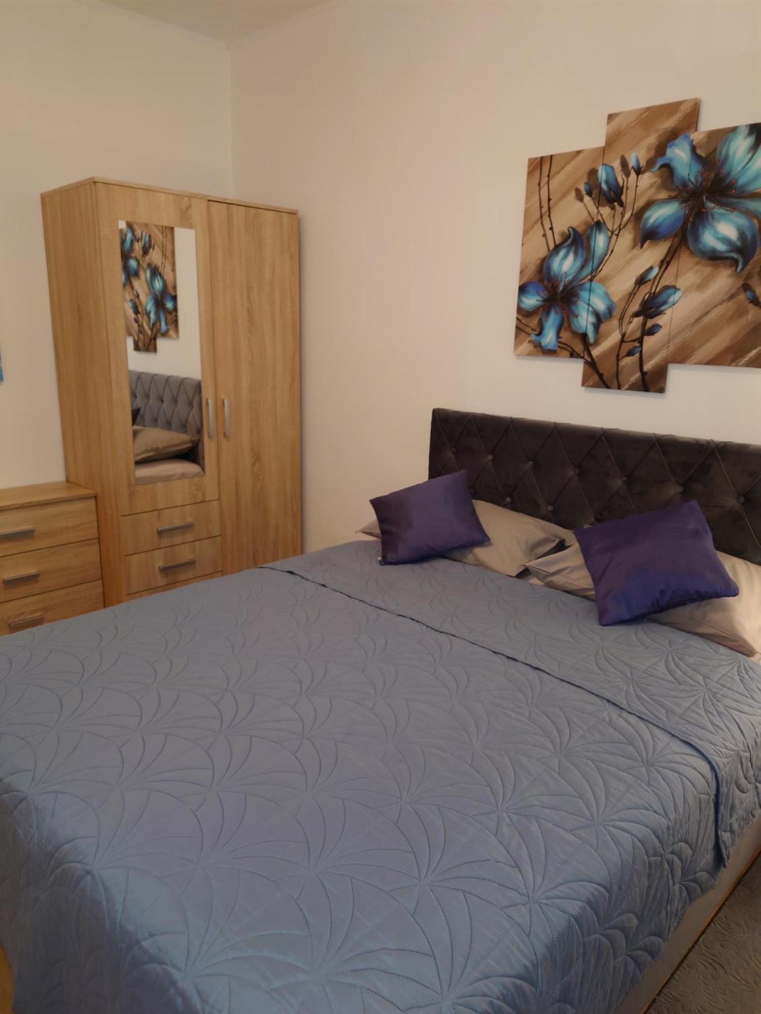 Apartments Tulipan - With Free Private Parking Garage โมสตาร์ ภายนอก รูปภาพ